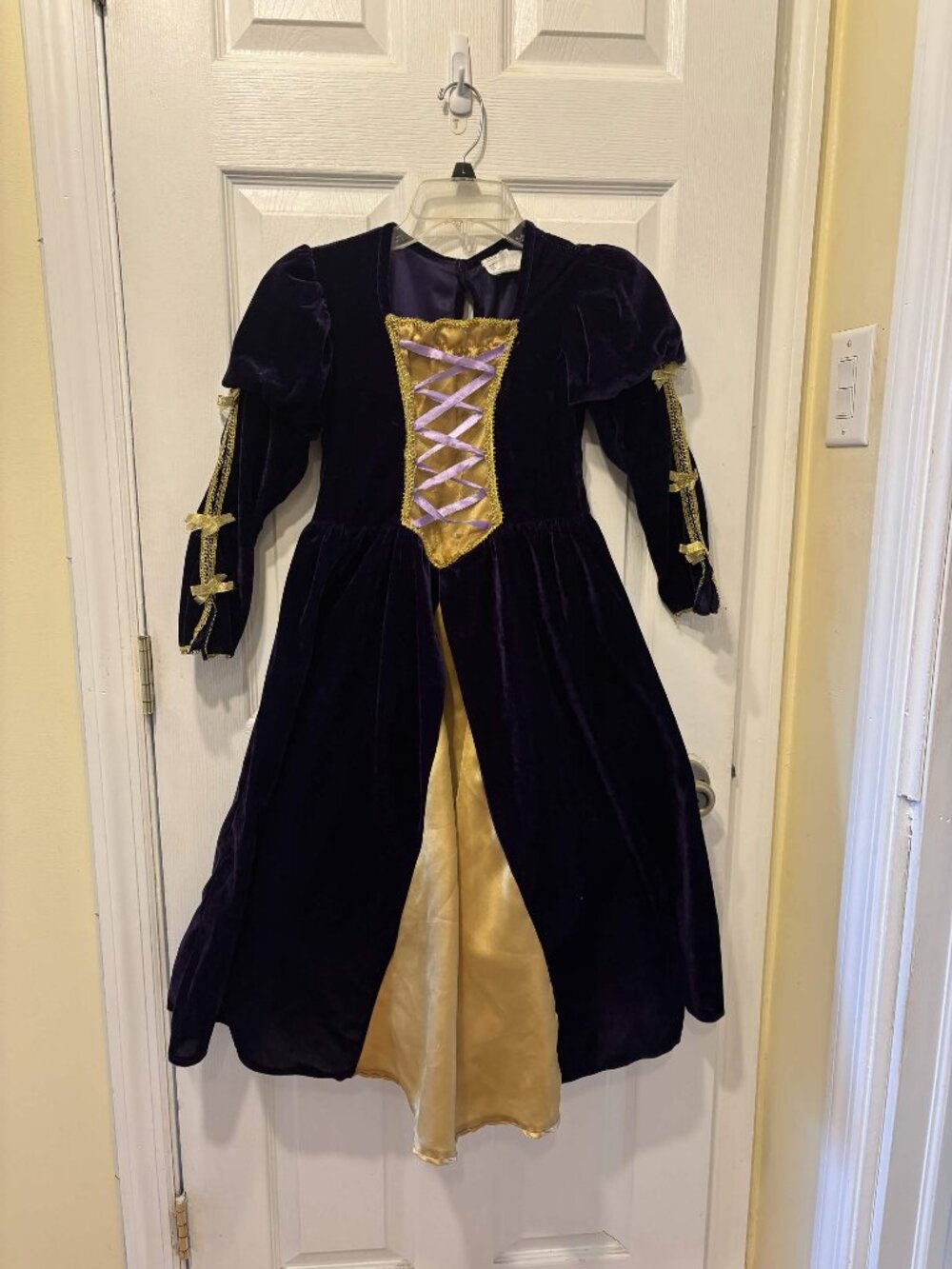 Rubie's Girls Renaissance Princess Medieval Costume Dress Medium 7-8 Purple Gold